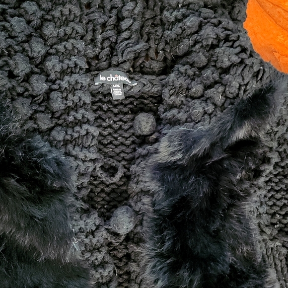 LE CHATEAU knit + fur hooded vest - Picture 5 of 12
